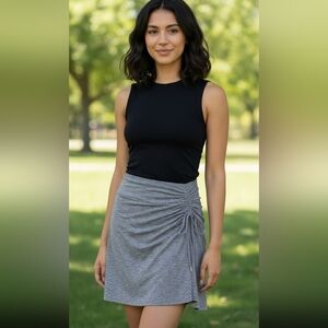 The North Face Gray Heathered High Waist Skirt Small